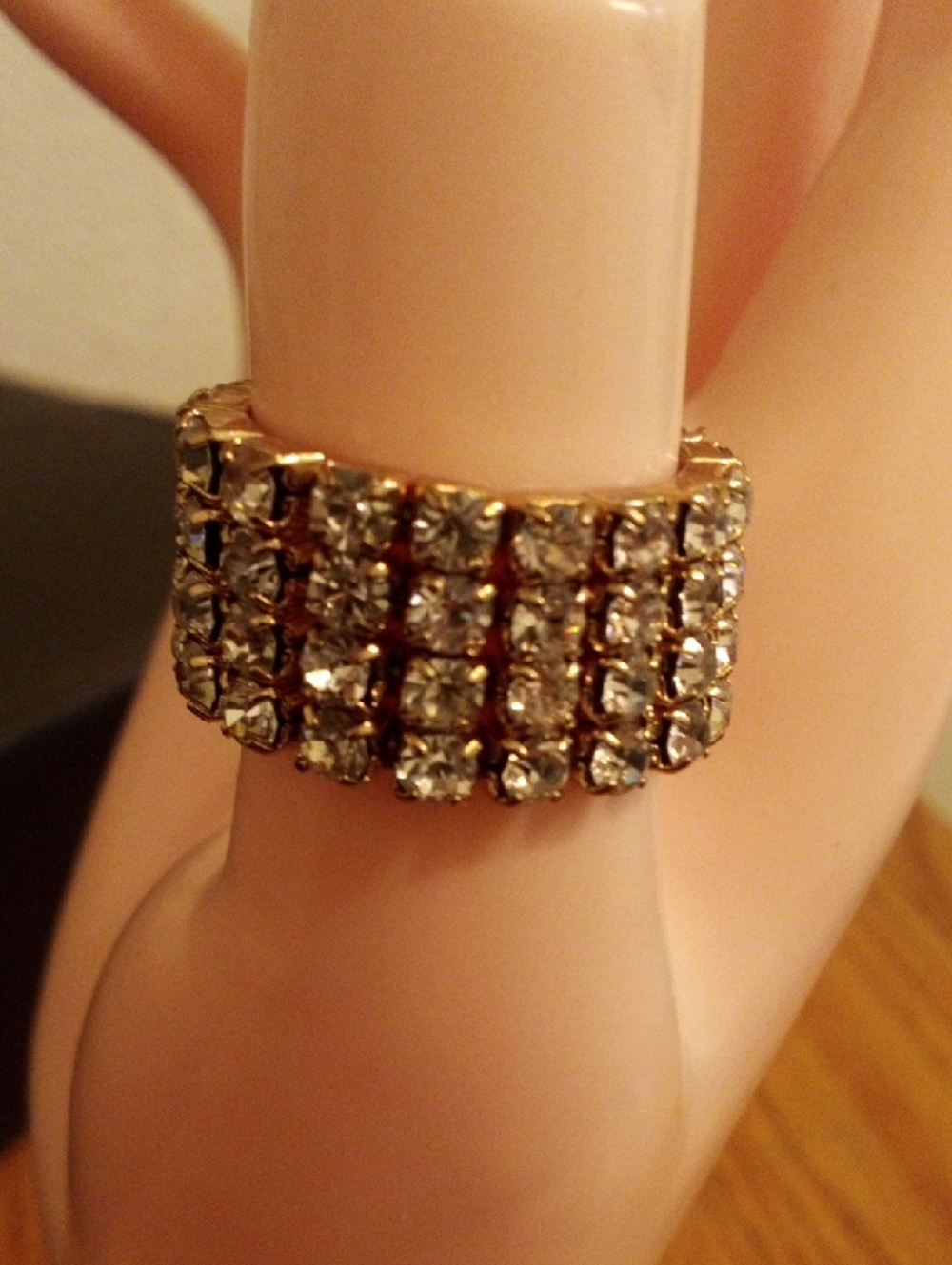Gold Crystal Pavé Stretch Ring - Clear Rhinestones